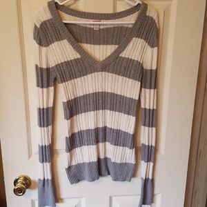 Arizona striped Vneck sweater